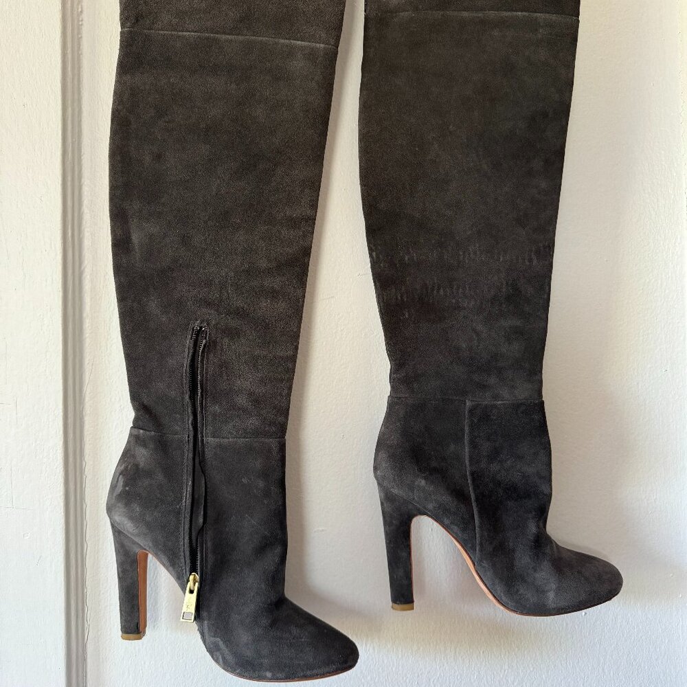 Over-the-knee Suede Boots